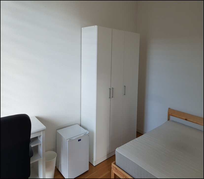Grande chambre double avec accès balcon